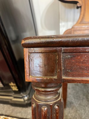 Lot 6 - A William IV mahogany hall chair