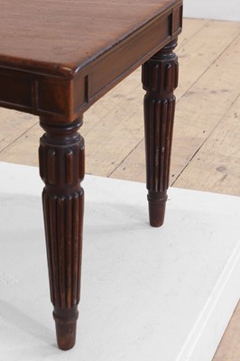 Lot 6 - A William IV mahogany hall chair