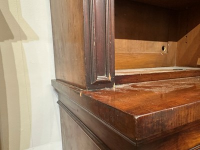 Lot 8 - A Regency-style mahogany open bookcase