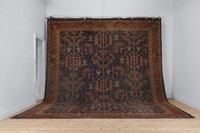 Lot 497 - An Oushak wool carpet