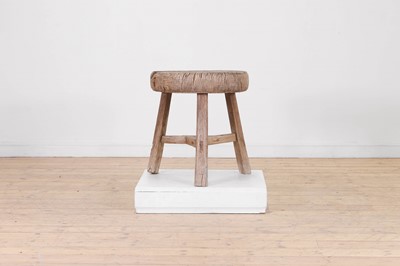 Lot 54 - A provincial elm chopping block