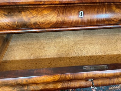 Lot 30 - A Biedermeier mahogany chest of drawers