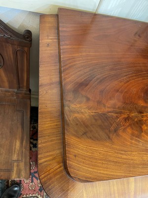 Lot 30 - A Biedermeier mahogany chest of drawers