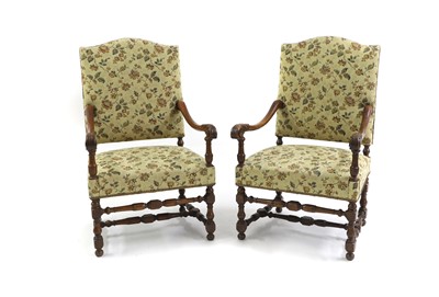 Lot 518 - A pair of walnut open arcmhairs