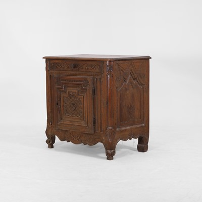 Lot 40 - A walnut cabinet