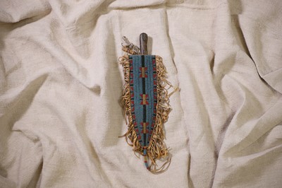Lot 295 - A Native American beaded hide knife sheath