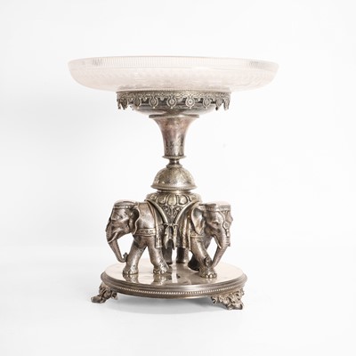Lot 636 - A silver-plated centrepiece