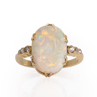 Lot 25 - An Edwardian opal and rose cut diamond ring