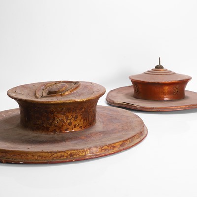 Lot 544 - A lacquered ceremonial hat