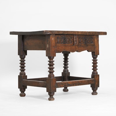 Lot 249 - A walnut side table