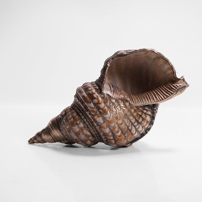 Lot 109 - A silver-gilt-mounted triton (Charonia tritonis) shell
