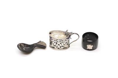 Lot 12 - A Victorian silver mustard pot