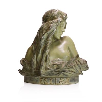 Lot 156 - A French patinated terracotta bust