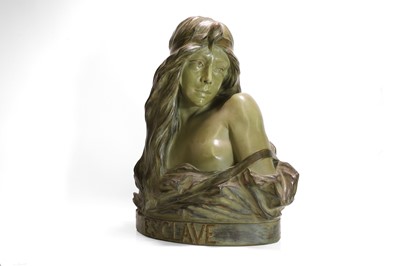Lot 156 - A French patinated terracotta bust