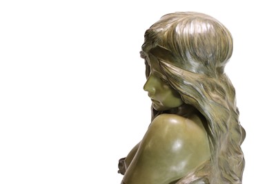 Lot 156 - A French patinated terracotta bust