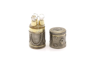 Lot 16 - A French silver scent bottle case