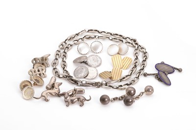 Lot 362 - A quantity of gentlemen's jewellery