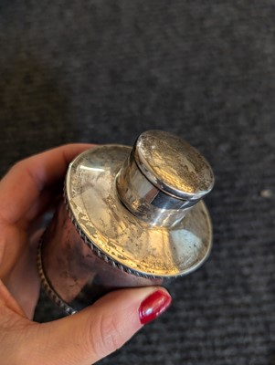 Lot 94 - Two silver tea caddies