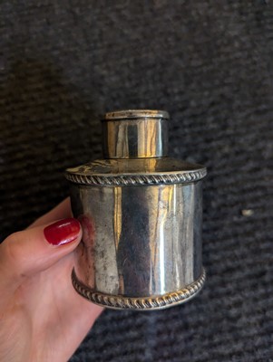 Lot 94 - Two silver tea caddies