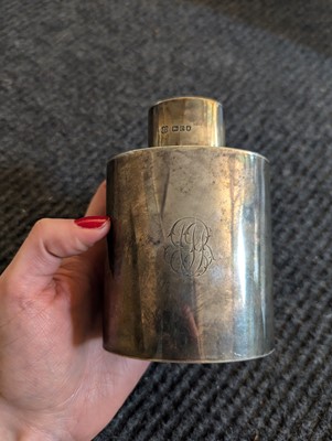 Lot 94 - Two silver tea caddies
