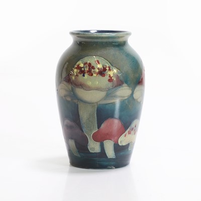 Lot 107 - William Moorcroft (1872-1945)