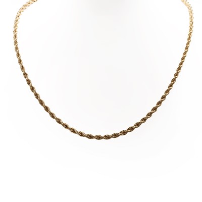 Lot 247 - A gold rope twist link chain