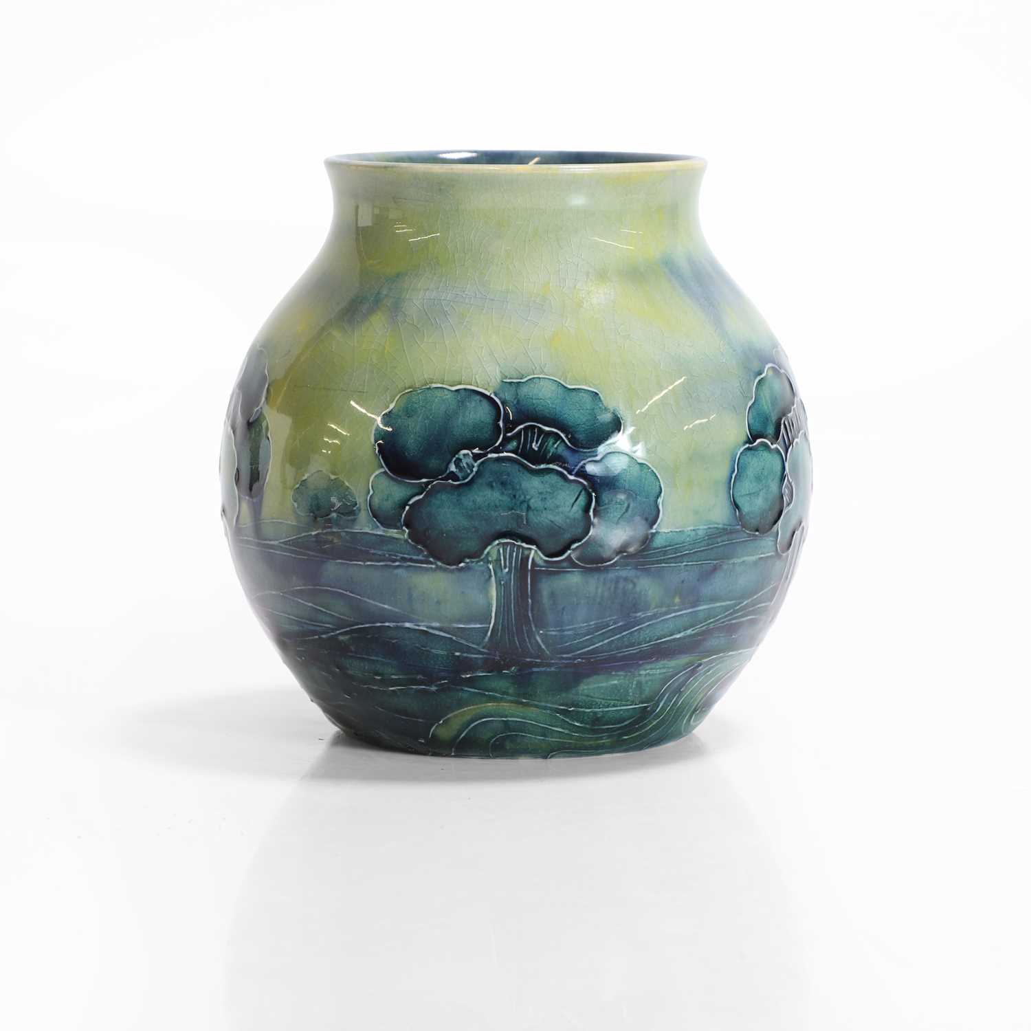 Lot 166 - William Moorcroft (1872-1945)