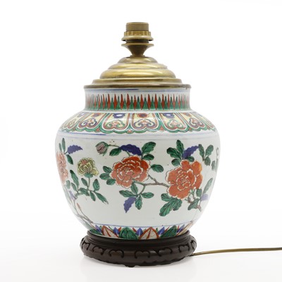 Lot 61 - A Chinese wucai jar