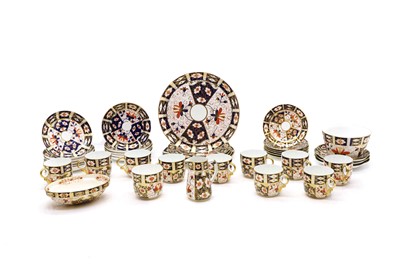 Lot 87 - A Crown Derby Imari porcelain tea service