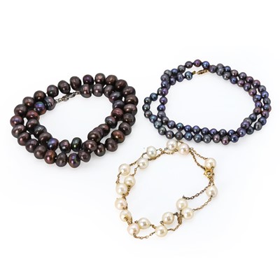 Lot 385 - A group of three freshwater cultured pearl necklaces