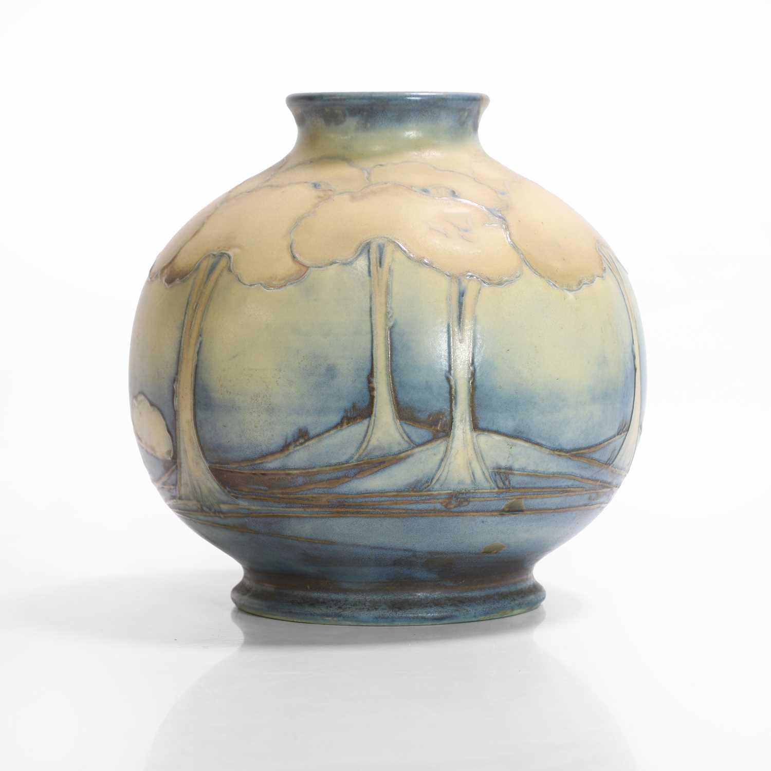 Lot 174 - William Moorcroft (1872-1945)