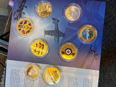 Lot 74 - A large collection of commemorative coins