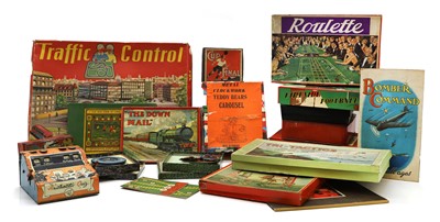 Lot 395 - A collection of tin plate toys