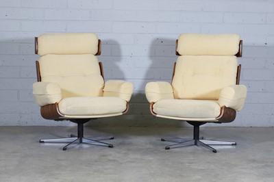 Lot 184 - A pair of rosewood loungers