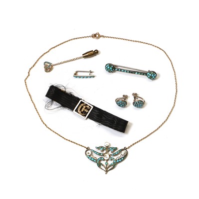 Lot 396 - A group of turquoise and split pearl jewellery