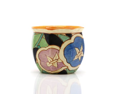 Lot 134 - A Clarice Cliff 'Gardenia' vase