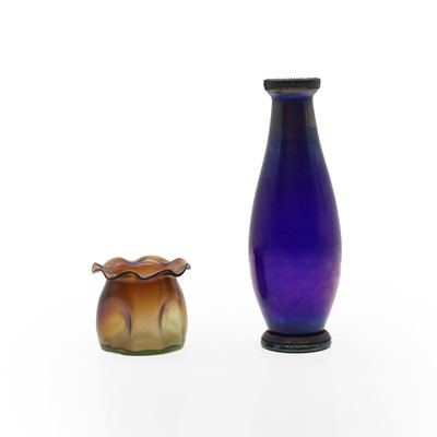 Lot 224 - A Loetz 'Vulcan' glass vase