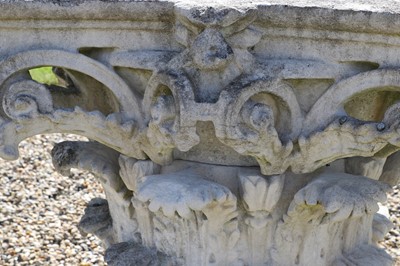 Lot 462 - A Neoclassical carved stone capital