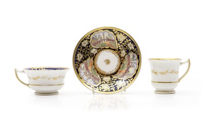Lot 325 - A Barr Worcester porcelain trio