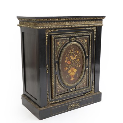Lot 484 - An ebonised cabinet