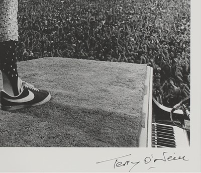 Lot 115 - Terry O'Neill (1938-2019)
