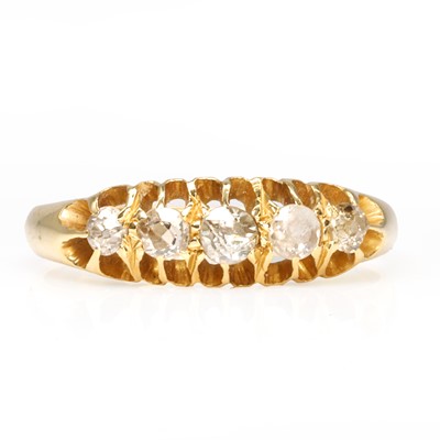 Lot 29 - An Edwardian 18ct gold five stone diamond ring