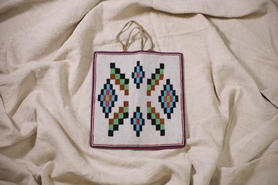 Lot 320 - A Native American beaded bag