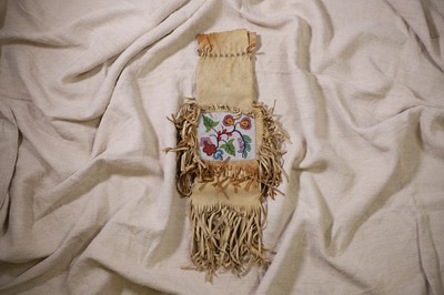 Lot 367 - A Native American beaded bag