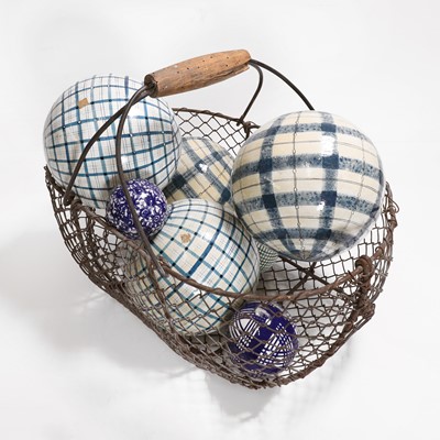 Lot 75 - A basket of eight various carpet bowls