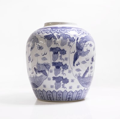 Lot 24 - A blue and white ginger jar