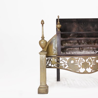 Lot 10 - An engraved brass serpentine fire basket