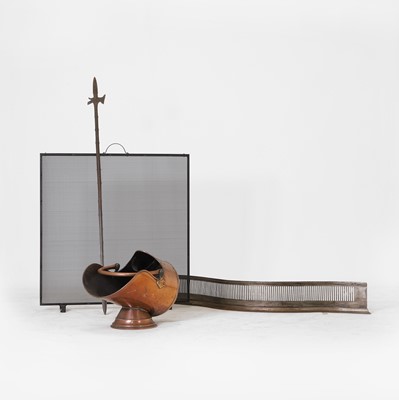 Lot 128 - A collection of fire tools