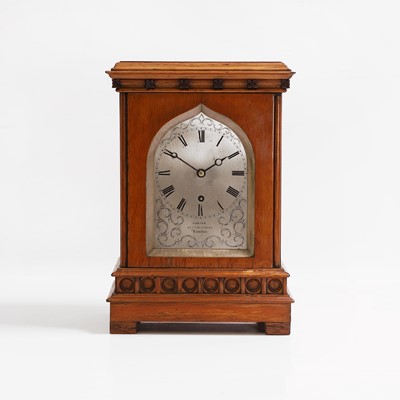 Lot 68 - An oak library timepiece