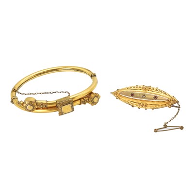 Lot 297 - An Edwardian 9ct gold mourning brooch and a rolled gold bracelet